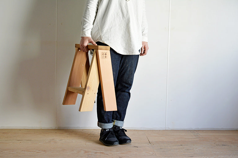 AA LOW STOOL