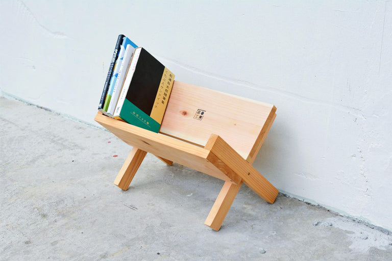 IKS BOOKSTAND