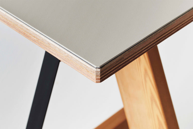KOBO HIGH STOOL