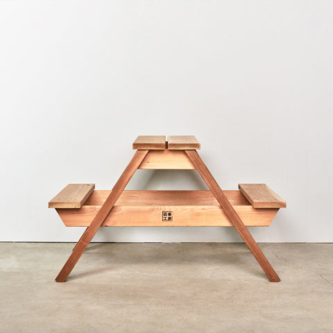 LITTLE PICNIC TABLE