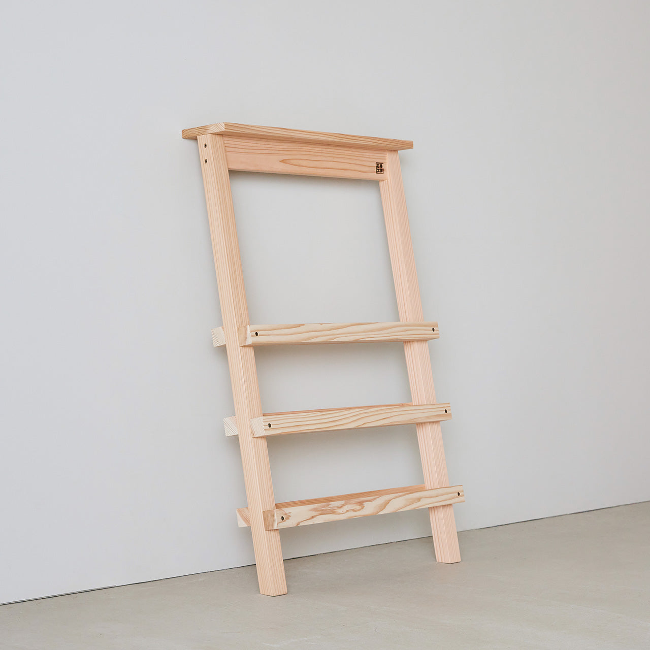 SHOES SHELF