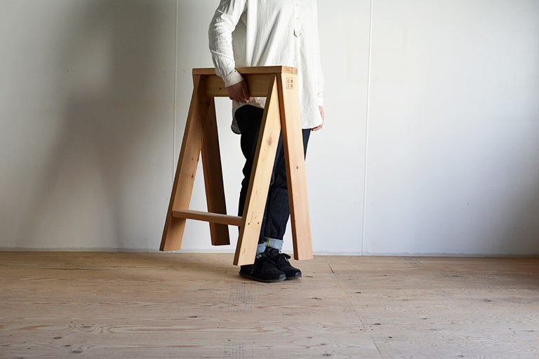 AA HIGH STOOL